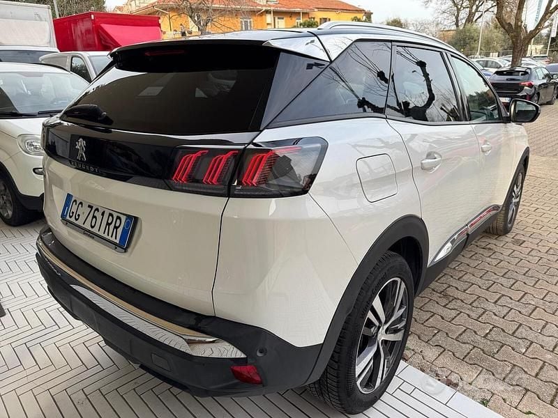 Usata Peugeot 3008 Allure 130 CV (95 kW) 2021 Bianco SUV
