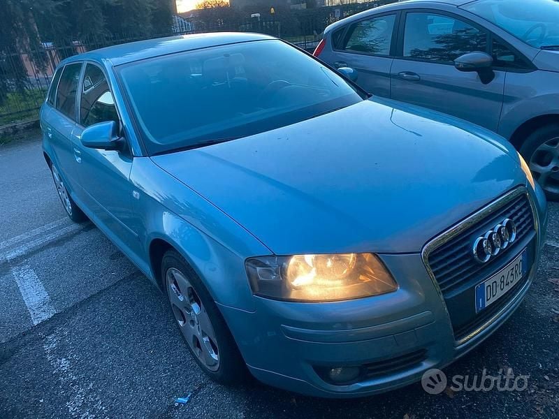 Usata Audi A3 116 CV (85 kW) 2006 Blu Utilitaria