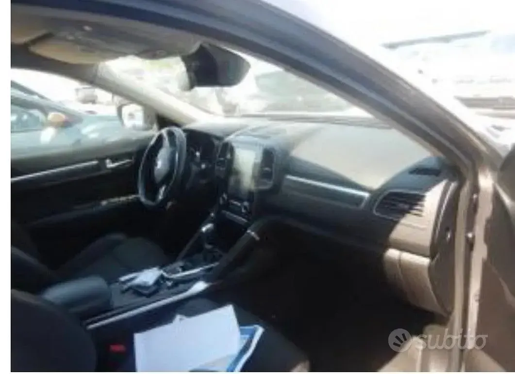 Usata Renault Koleos 184 CV (135 kW) 2022 Grigio SUV