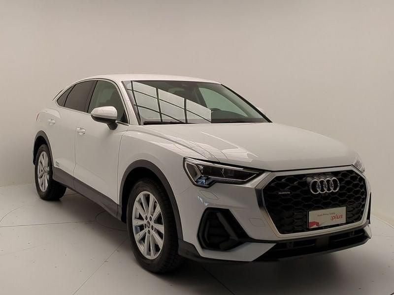 Bianco ibis Usata 2022 Audi Q3 Business Plus SUV | 33.900 € (Buon prezzo) - Immagine 1/4
