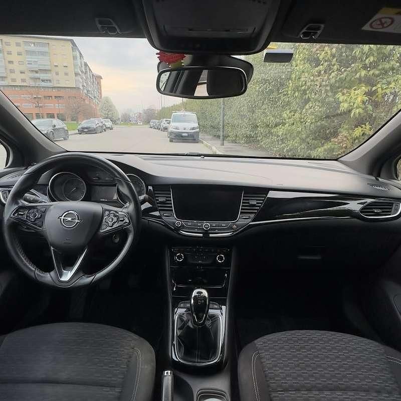 Usata Opel Astra OPC 110 CV (80 kW) 2018 Marrone Berlina