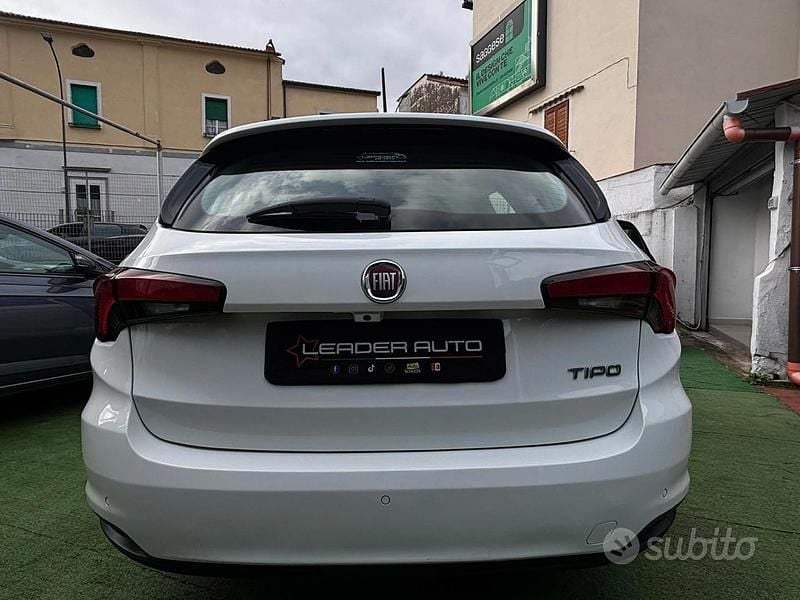 Usata Fiat Tipo Lounge 119 CV (87 kW) 2019 Bianco Station wagon