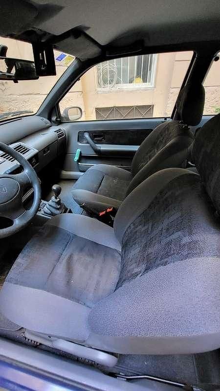 Usata Renault Clio II 58 CV (42 kW) 1998 Berlina