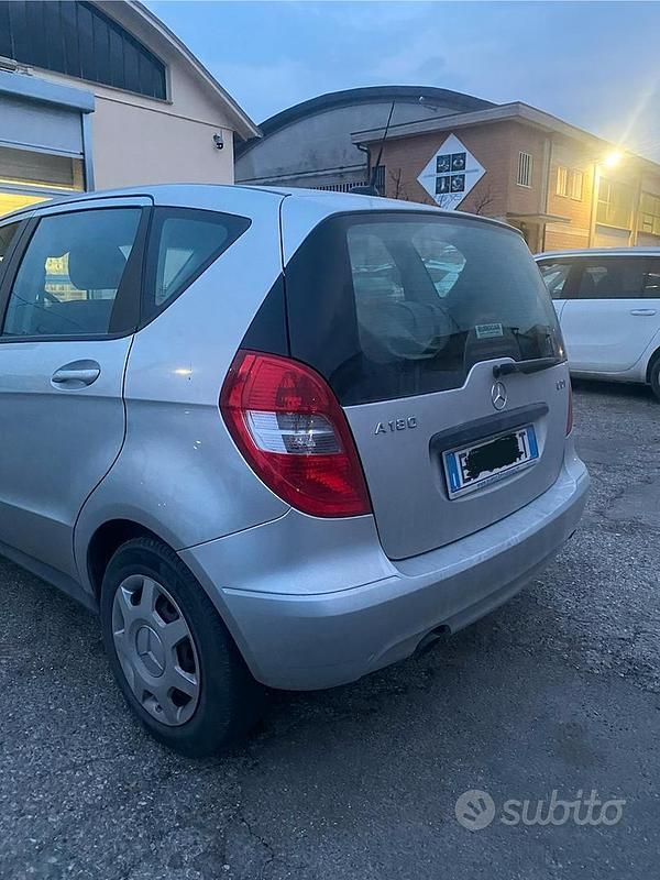 Usata Mercedes A180 130 CV (95 kW) 2010