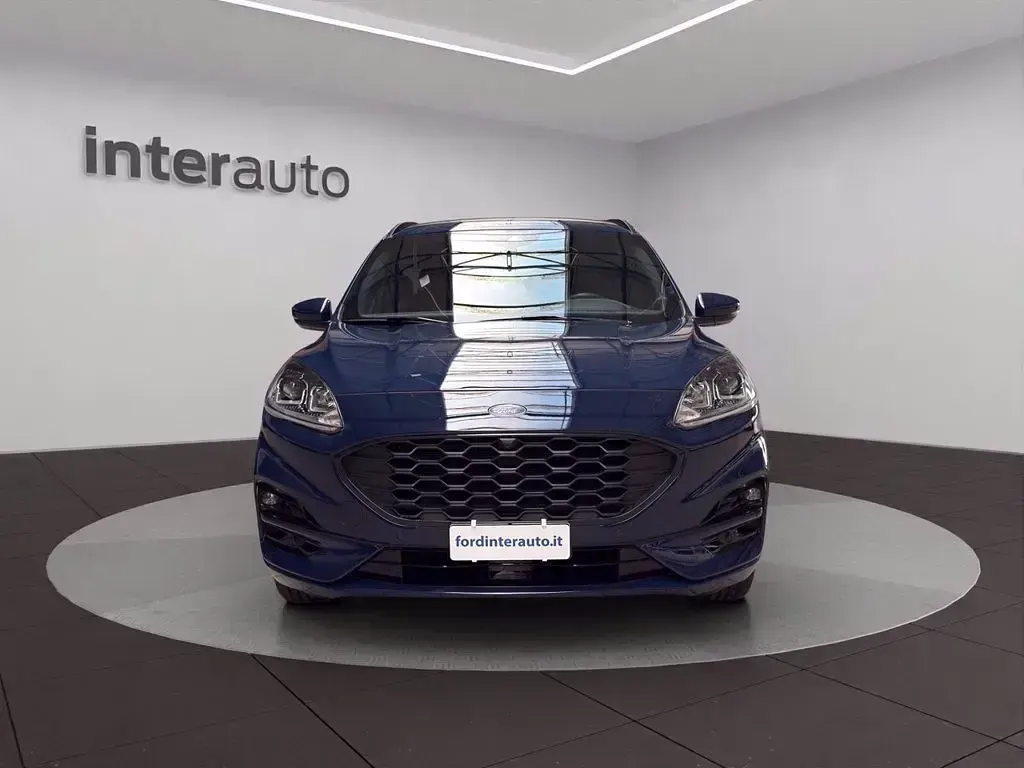 Usata Ford Kuga ST-Line 225 CV (165 kW) 2023 Blu metallizzato SUV