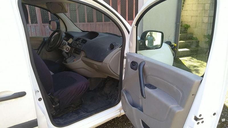 Usado Renault Kangoo 90 CV (66 kW) 2010 Blanco Van