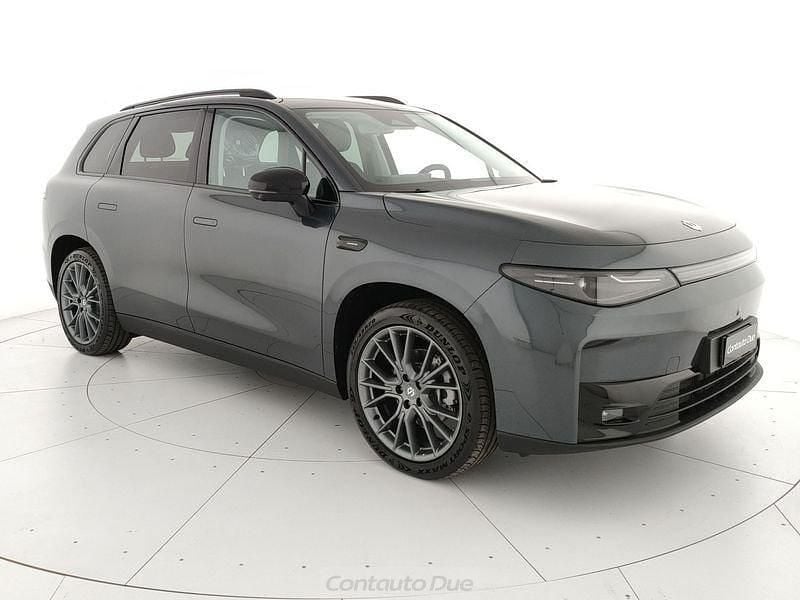 Usata Leapmotor C10 215 CV (158 kW) 2025 Canopy grey SUV