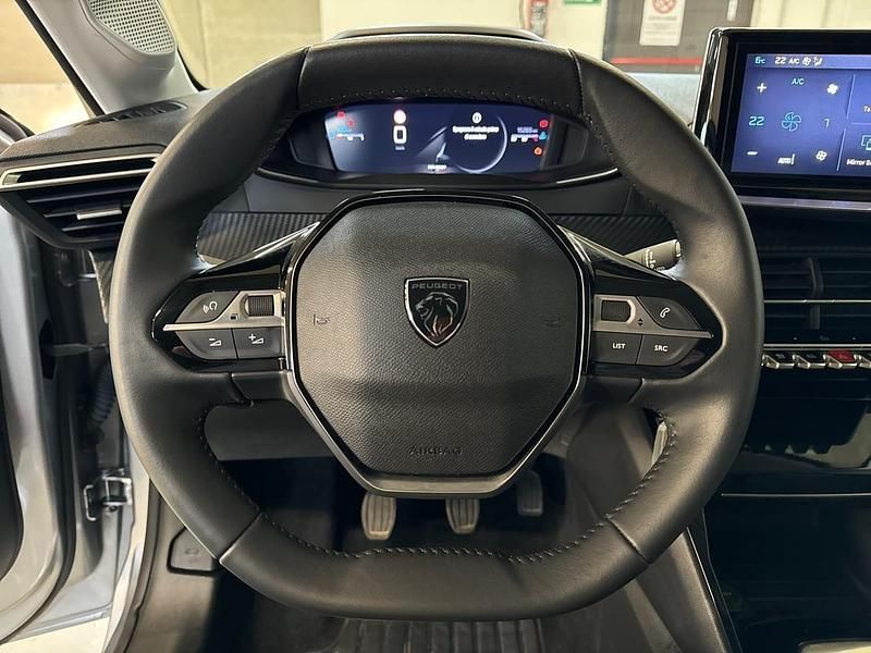 Usata Peugeot 208 Allure 102 CV (75 kW) 2025 Grigio Utilitaria