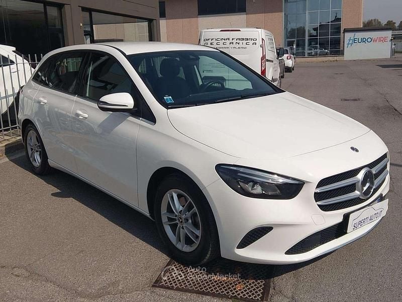 Usata Mercedes B180 Executive 116 CV (85 kW) 2019 Bianco Monovolume