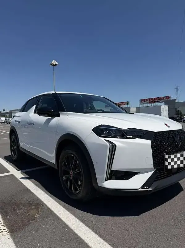 Usata DS Automobiles DS3 Performance Line Plus 131 CV (96 kW) 2023 Bianco SUV