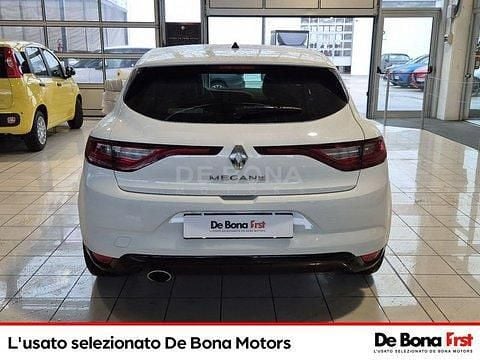 Usata Renault Mégane IV Zen 110 CV (80 kW) 2018 Other Utilitaria