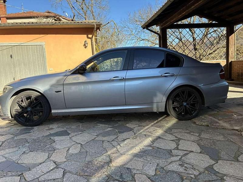 Usata BMW 320 170 CV (125 kW) 2011 Berlina