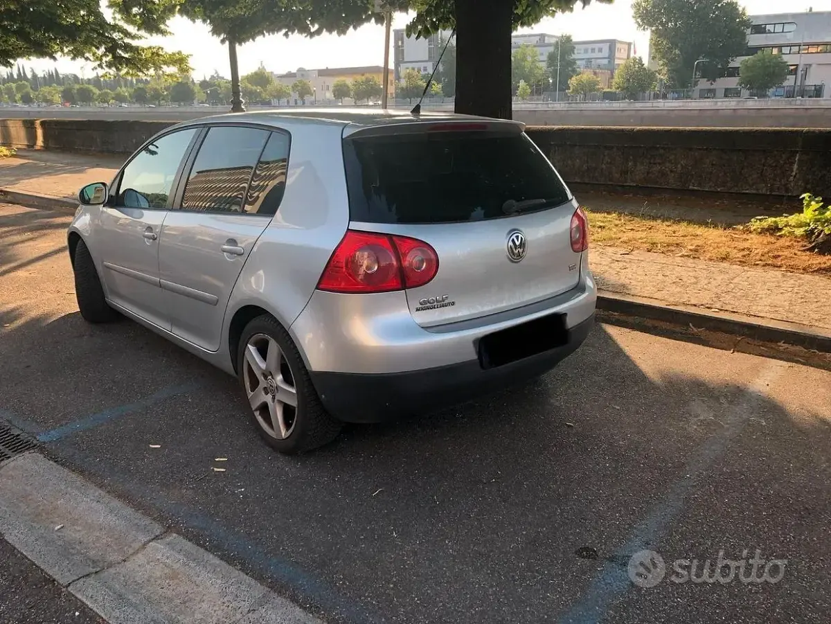 Usata VW Golf VI GT 105 CV (77 kW) 2008 Utilitaria