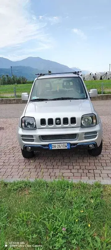Usata Suzuki Jimny 86 CV (63 kW) 2007 SUV
