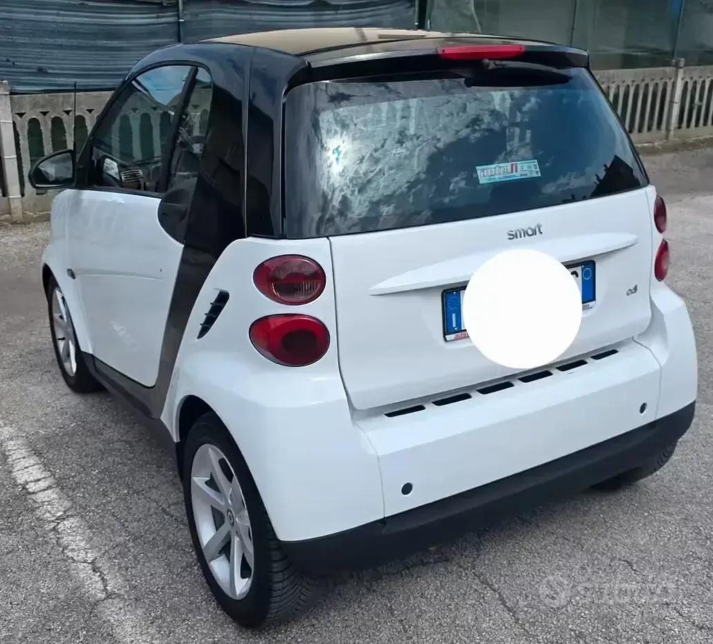 Usata Smart ForTwo Coupé 61 CV (44 kW) 2007 Bianco Coupé