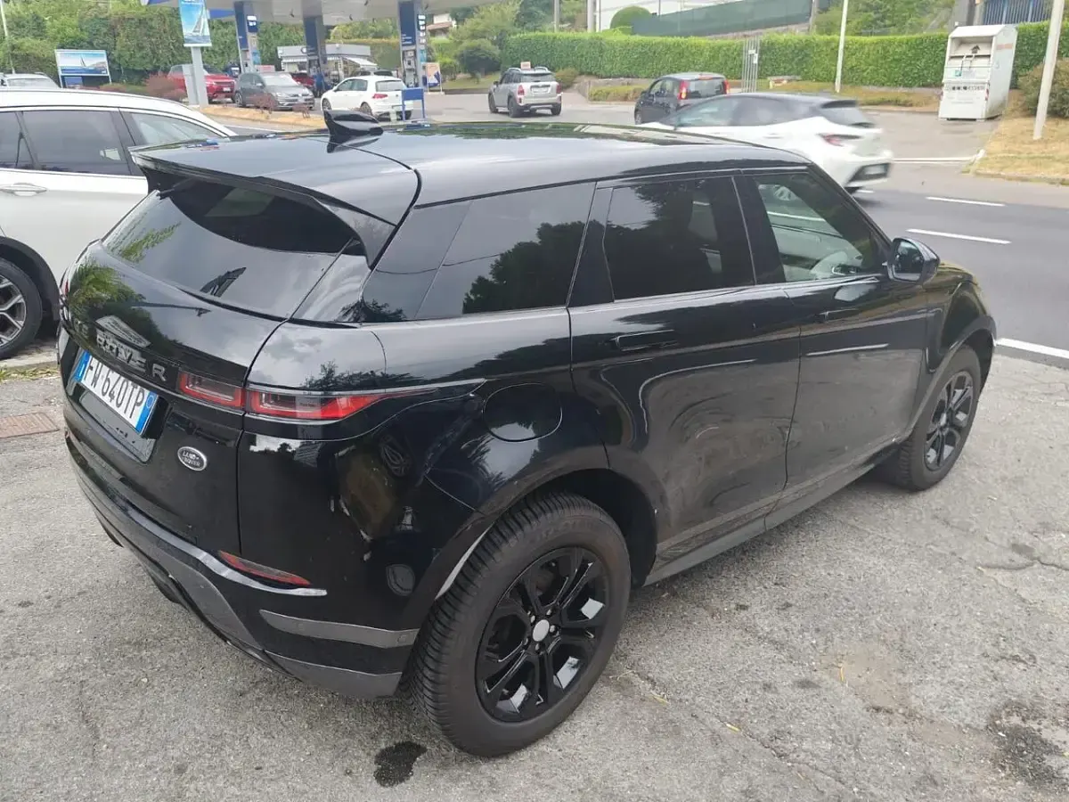 Usata Land Rover Range Rover evoque HSE Dynamic 150 CV (110 kW) 2019 Nero SUV