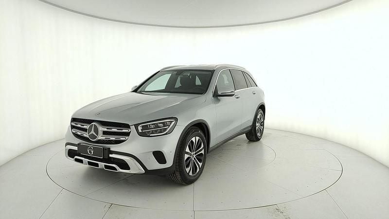 Argento Usata 2021 Mercedes GLC220 SUV | 36.900 € (Buon prezzo) - Immagine 1/4
