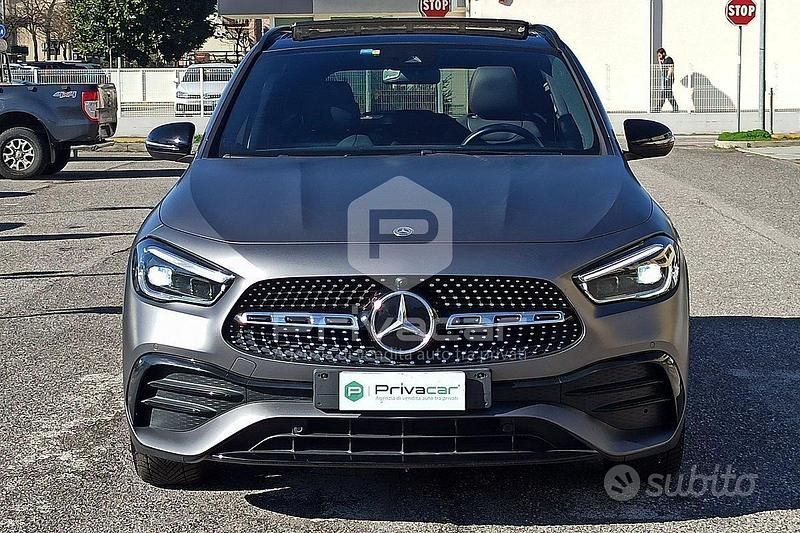 Usata Mercedes GLA200 Premium 150 CV (110 kW) 2022 Grigio SUV