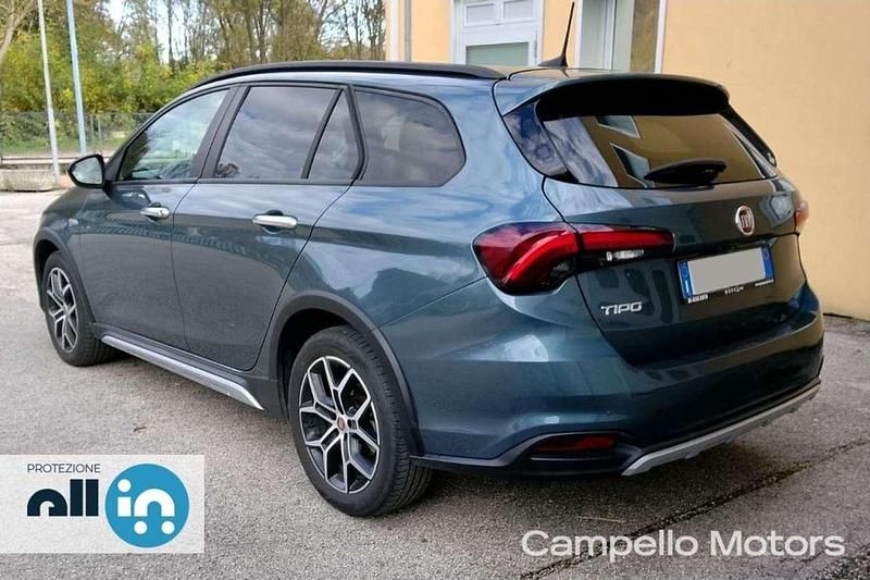 Usata Fiat Tipo Cross 131 CV (96 kW) 2023 Blu Station wagon