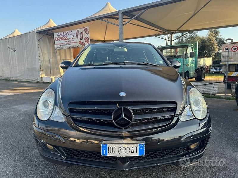 Occasion Mercedes R320 224 ch (164 kW) 2007 Noir Monospace