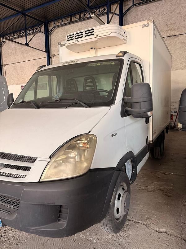 Nuova Iveco Daily 116 CV (85 kW) 2026