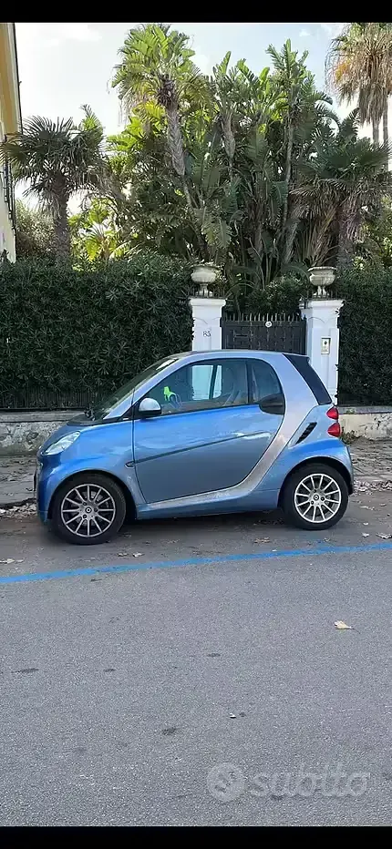 Usata Smart ForTwo Coupé 41 CV (30 kW) 2012 Bluazzurro Coupé