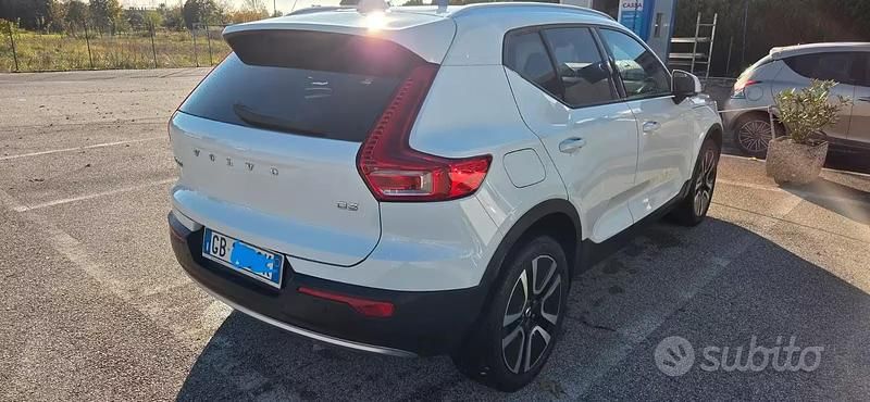 Usata Volvo XC40 150 CV (110 kW) 2020 Bianco SUV
