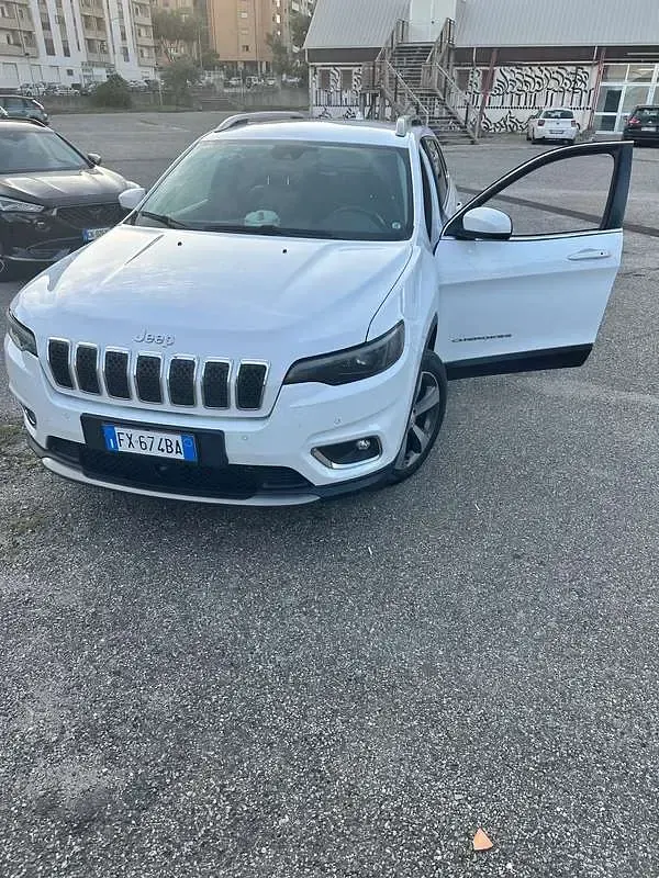 Usata Jeep Cherokee Limited 194 CV (142 kW) 2019 Bianco SUV