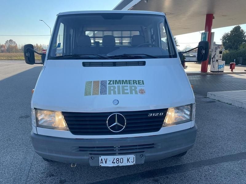 Bianco Usata 1998 Mercedes Sprinter Furgone | 3999 € (Super prezzo) - Immagine 1/4