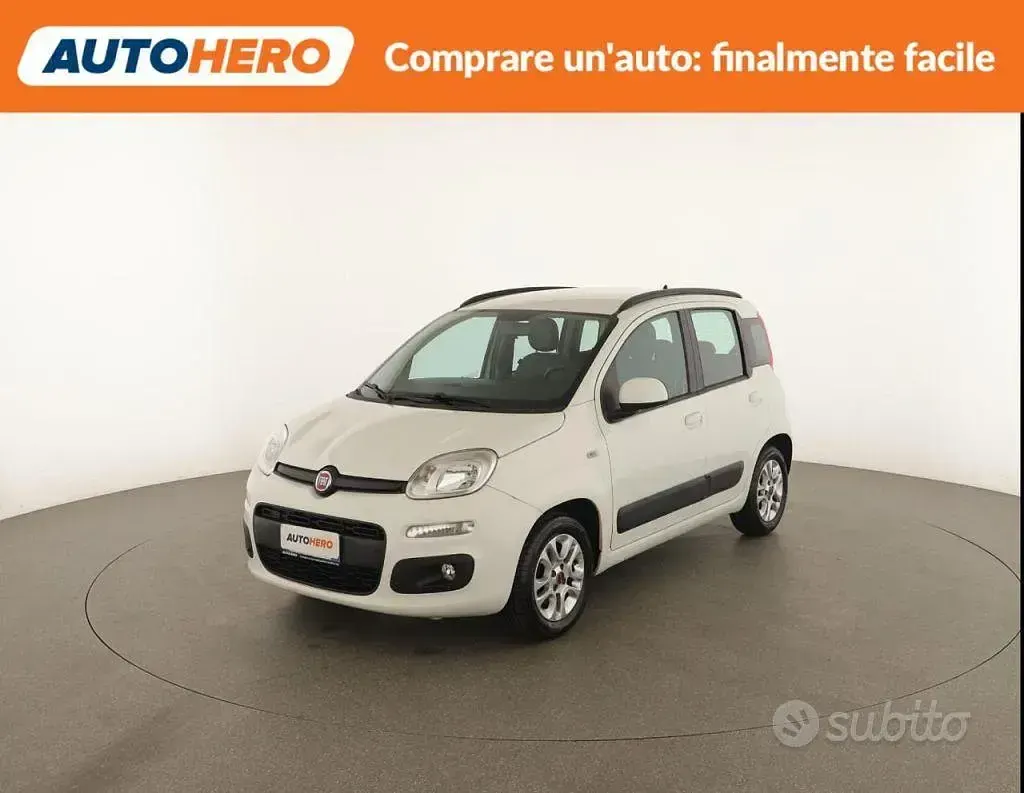 Usata Fiat Panda Lounge 69 CV (50 kW) 2015 Bianco Utilitaria