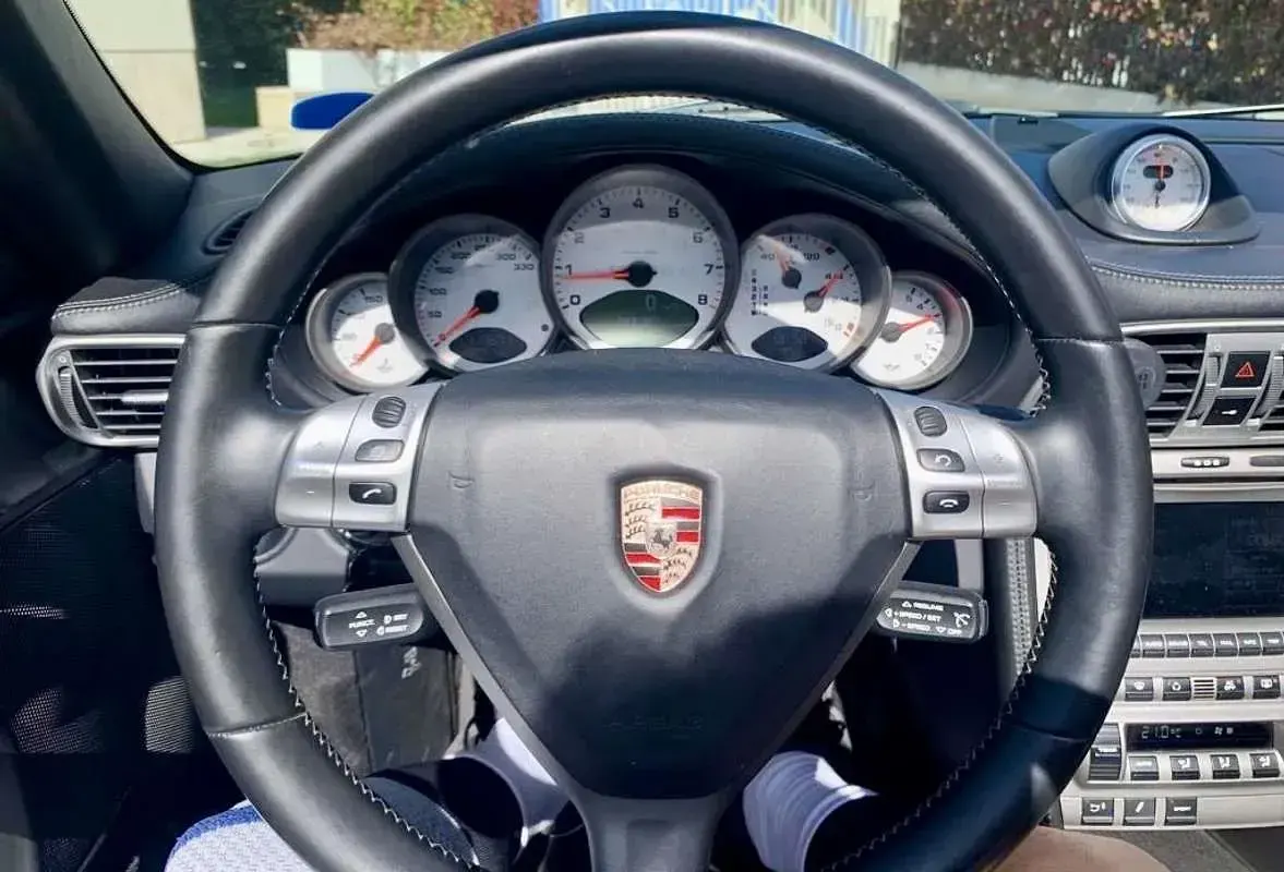 Usata Porsche 997 355 CV (261 kW) 2008 Cabrio