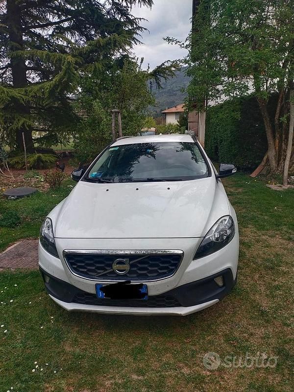 Usata Volvo V40 CC 2014 Bianco Station wagon