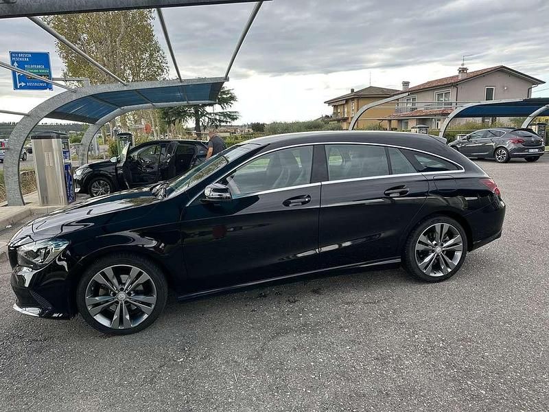 Begagnad Mercedes CLA220 Shooting Brake Premium 177 HK (130 kW) 2016 Kombi