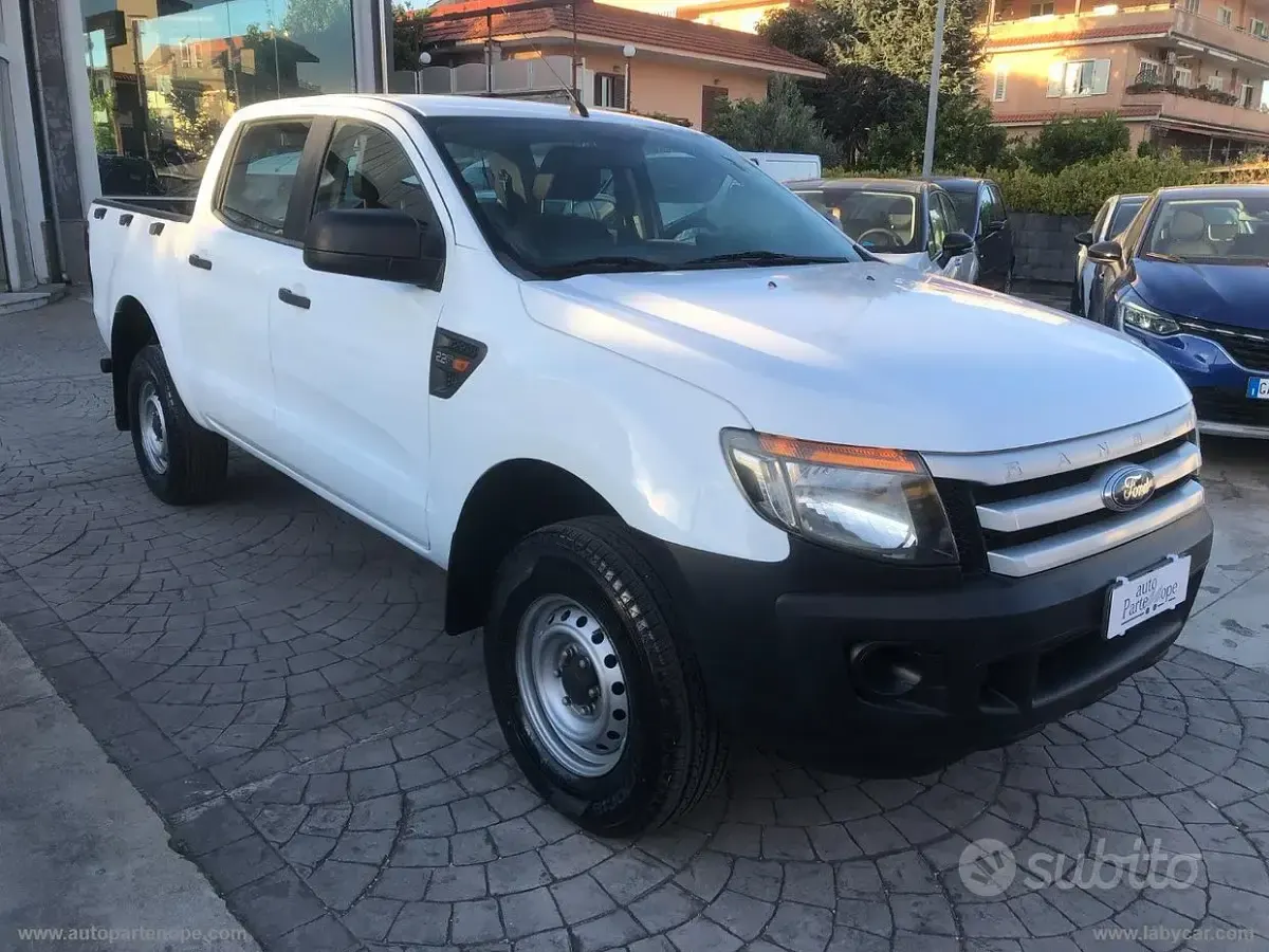 Usata Ford Ranger XL 150 CV (110 kW) 2012 Bianco Pick-up