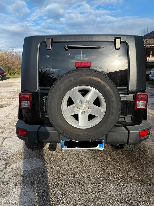 Usata Jeep Wrangler Rubicon 2008 Nero SUV