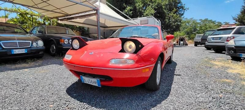 Usata Mazda MX5 116 CV (85 kW) 1992 Rosso Cabrio