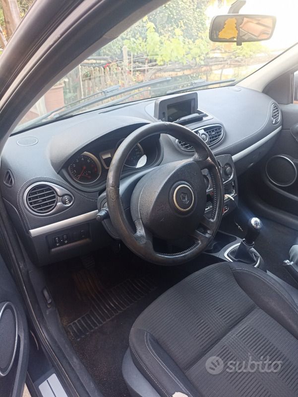 Usata Renault Clio II 2010 Nero Utilitaria