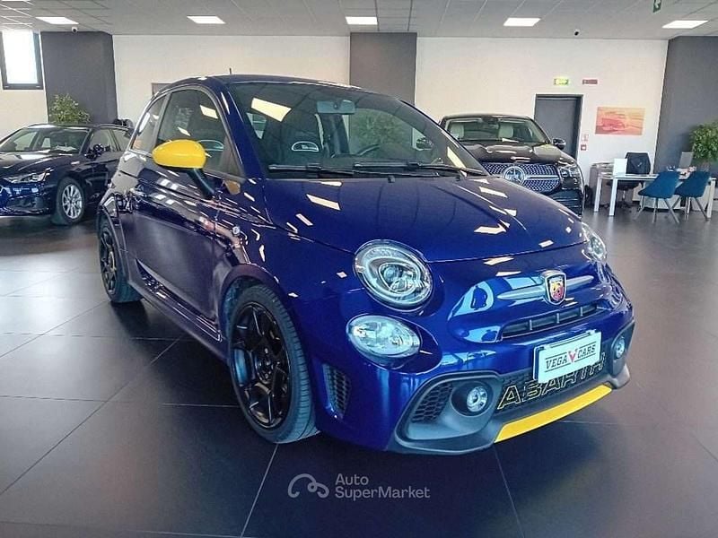Usata Abarth 595 Pista 160 CV (117 kW) 2018 Blu Utilitaria