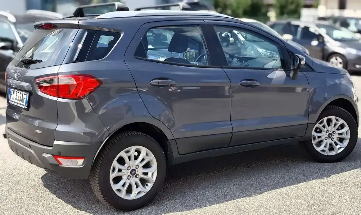 Usata Ford Ecosport Titanium 125 CV (91 kW) 2017 Grigio SUV
