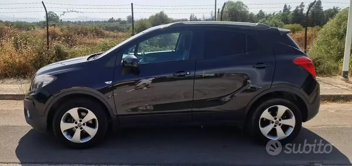 Usata Opel Mokka 136 CV (100 kW) 2015 Nero SUV
