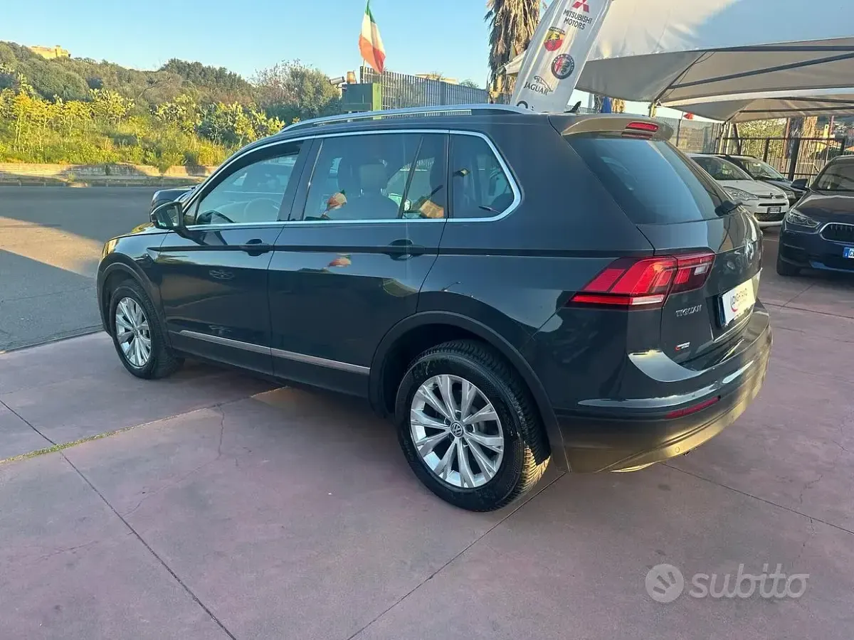 Usata VW Tiguan 150 CV (110 kW) 2018 Grigio SUV