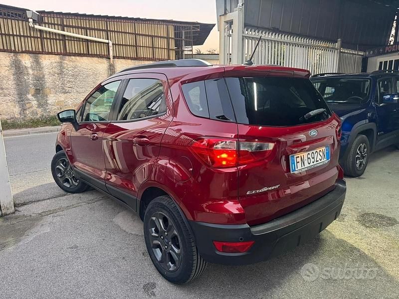 Usata Ford Ecosport 99 CV (72 kW) 2018 Rosso SUV