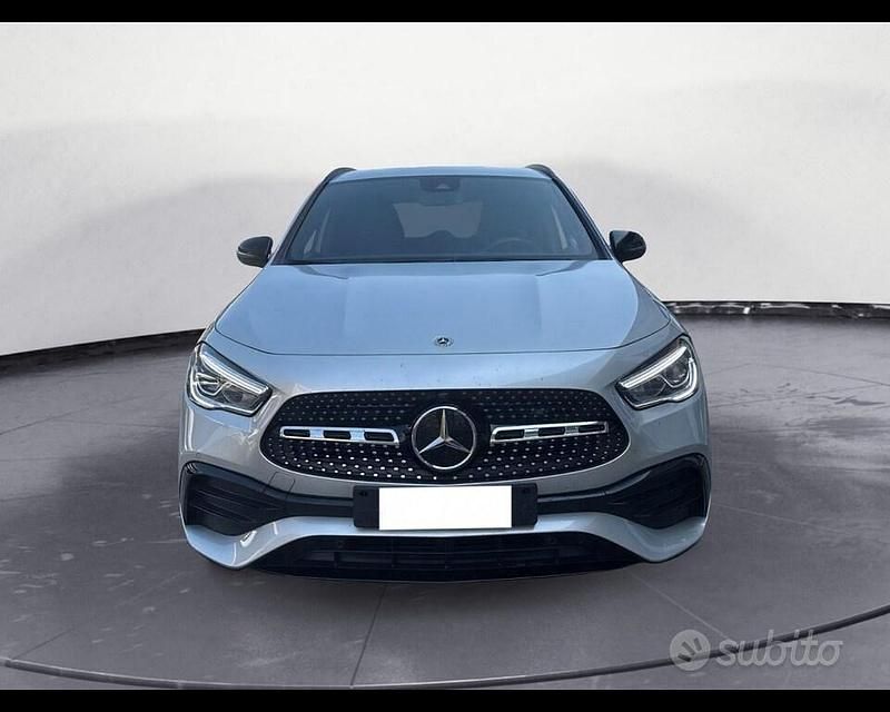 Brugt Mercedes GLA200 Premium 150 HK (110 kW) 2023 Sølv SUV