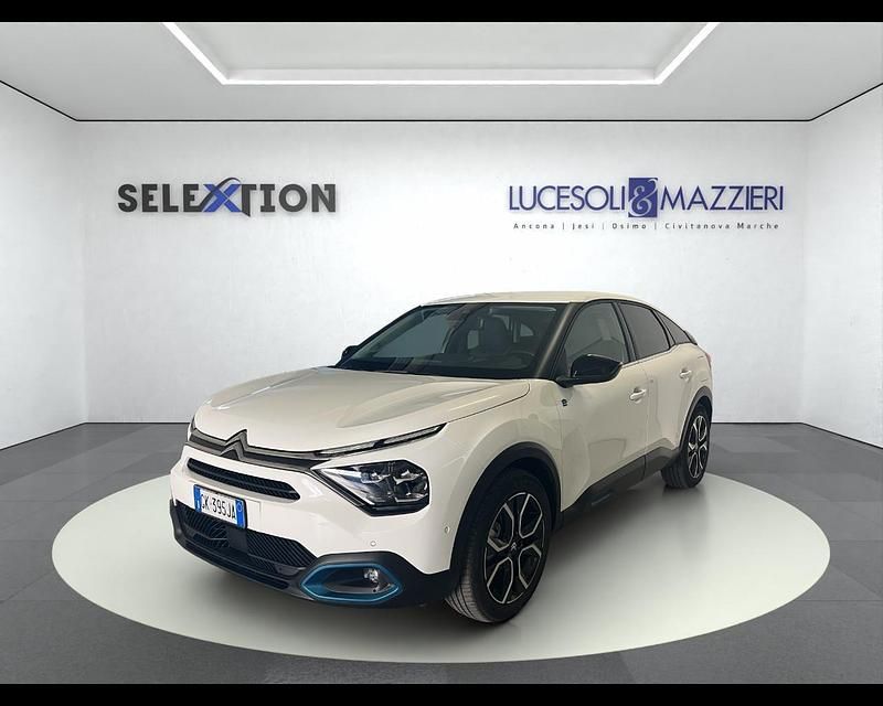 Bianco Usata 2023 Citroën e-C4 Shine Tre volumi | 25.900 € (Molto cara) - Immagine 1/4