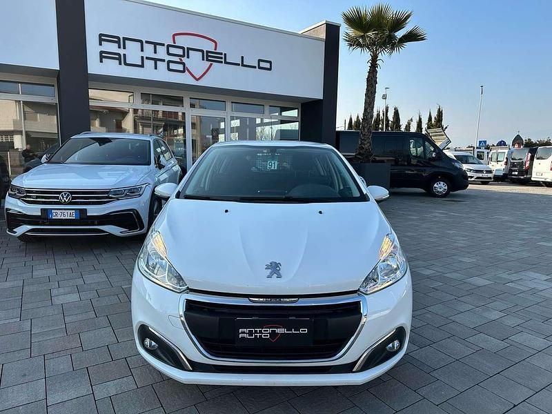 Usata Peugeot 208 75 CV (55 kW) 2017 Bianco Utilitaria