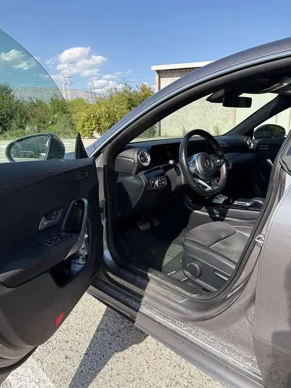 Usata Mercedes CLA200 AMG 150 CV (110 kW) 2023 Grigio Coupé