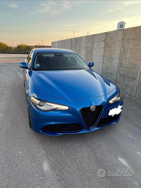 Usata Alfa Romeo Giulia Sprint 201 CV (147 kW) 2021 Blu/azzurro Berlina