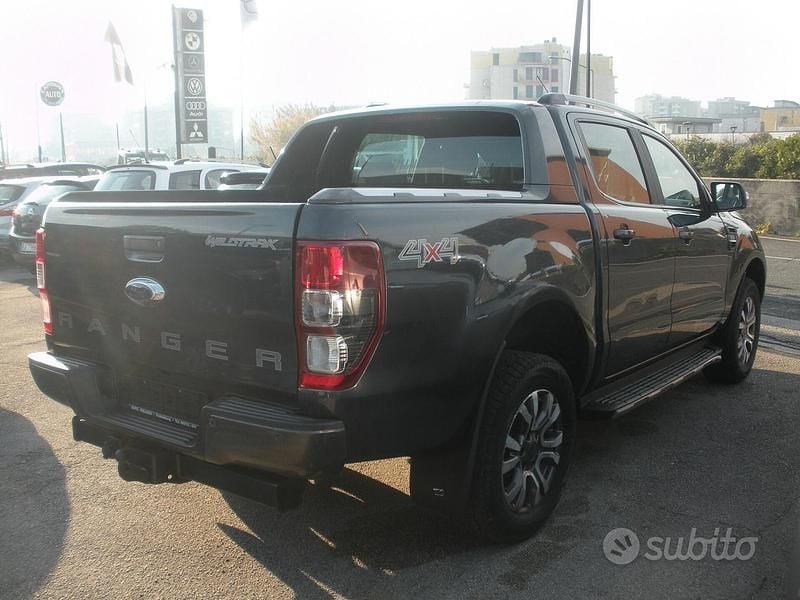 Usata Ford Ranger Wildtrack 201 CV (147 kW) 2018 Grigio Pick-up