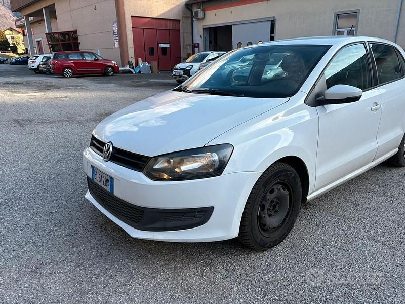 Usata VW Polo Comfortline 75 CV (55 kW) 2012 Bianco Berlina