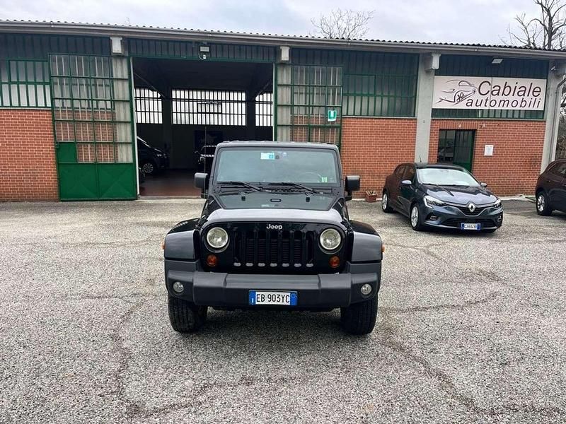 Usata Jeep Wrangler Sahara 177 CV (130 kW) 2010 Nero SUV